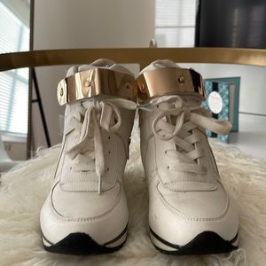 white high top tennis